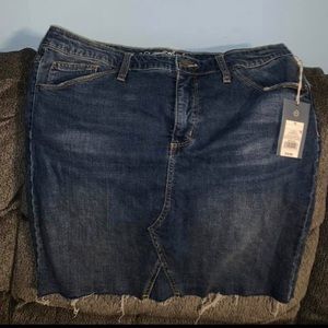 Jean skirt. Size 16 brand new